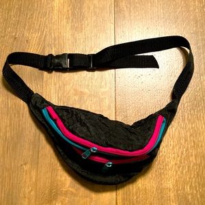Vintage 1990’s Fanny Pack